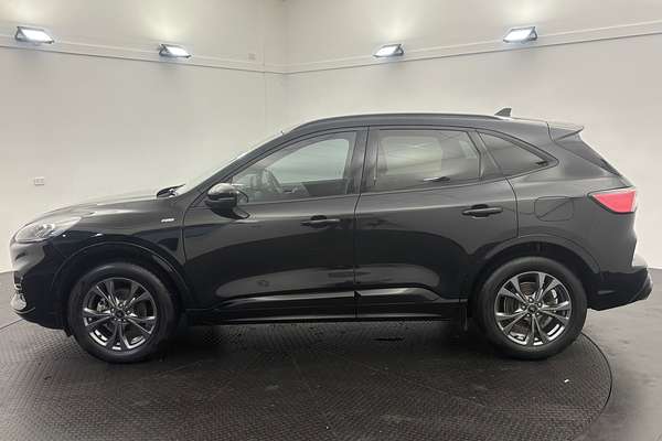 2022 Ford Escape ST-Line ZH