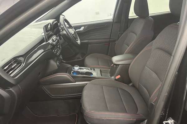 2022 Ford Escape ST-Line ZH