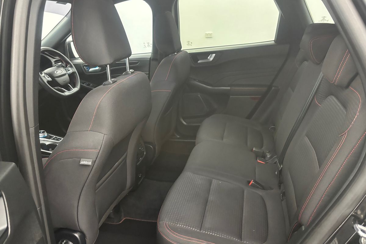 2022 Ford Escape ST-Line ZH