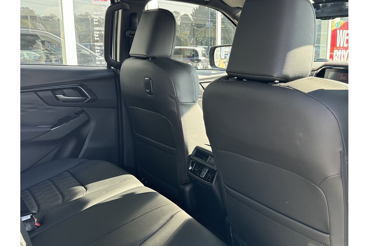 2025 Isuzu D-MAX X-TERRAIN 4X4