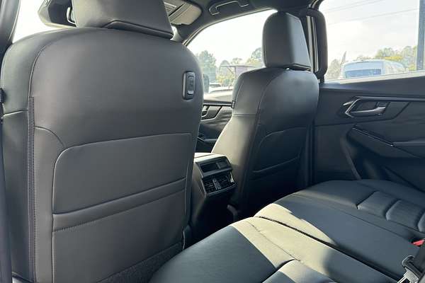 2025 Isuzu D-MAX X-TERRAIN 4X4