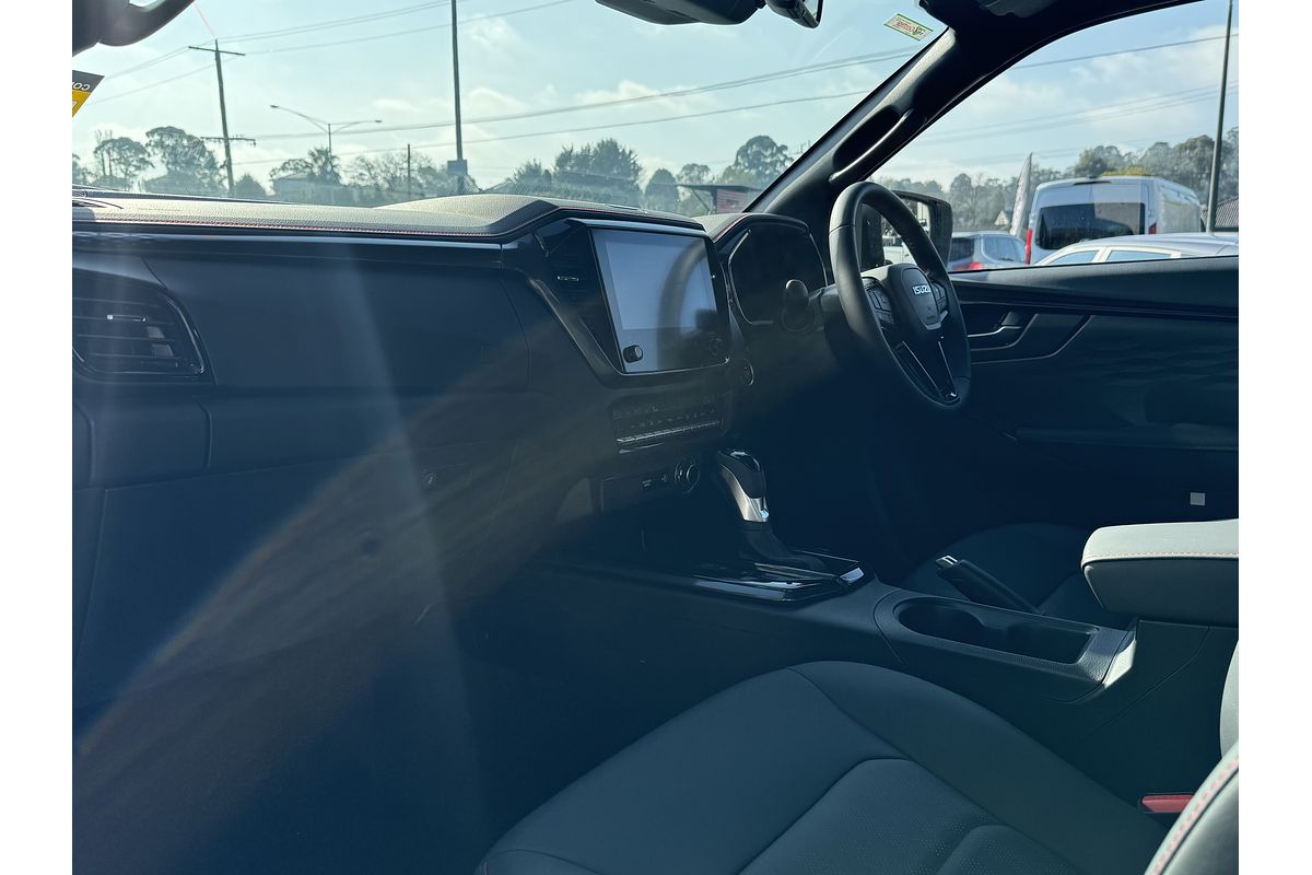 2025 Isuzu D-MAX X-TERRAIN 4X4