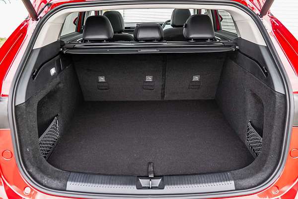 2025 MG HS Super Hybrid Essence AS33P