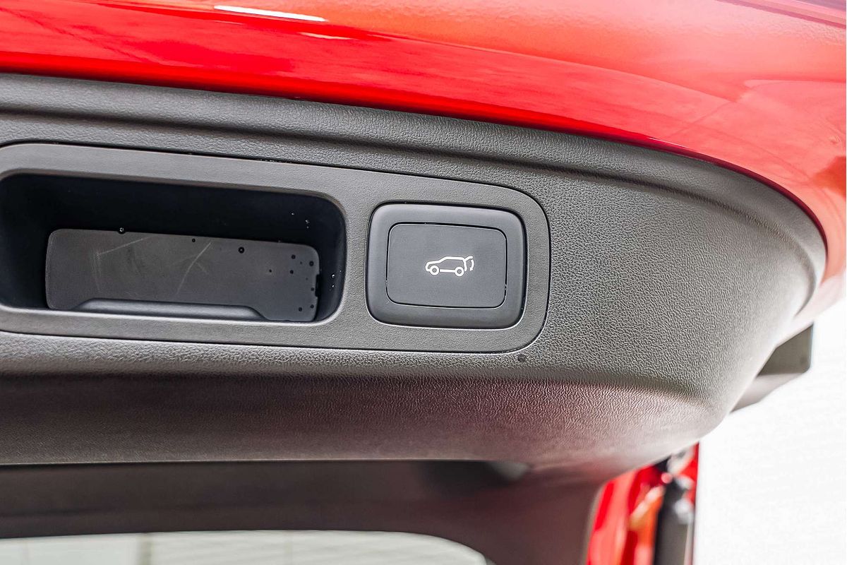 2025 MG HS Super Hybrid Essence AS33P