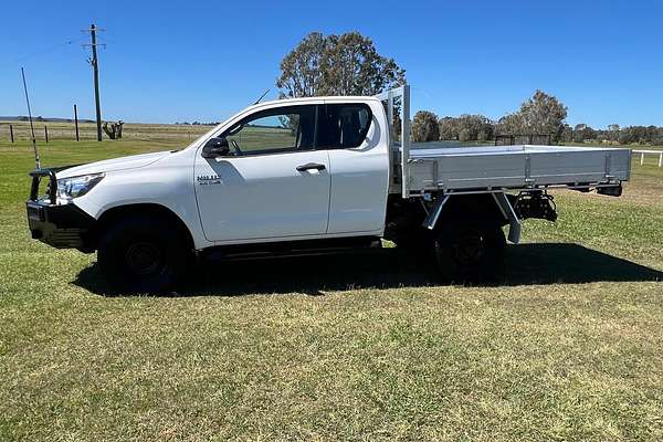 2018 Toyota Hilux SR GUN126R 4X4