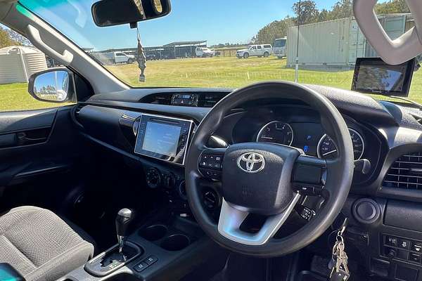 2018 Toyota Hilux SR GUN126R 4X4