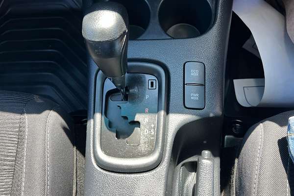 2018 Toyota Hilux SR GUN126R 4X4