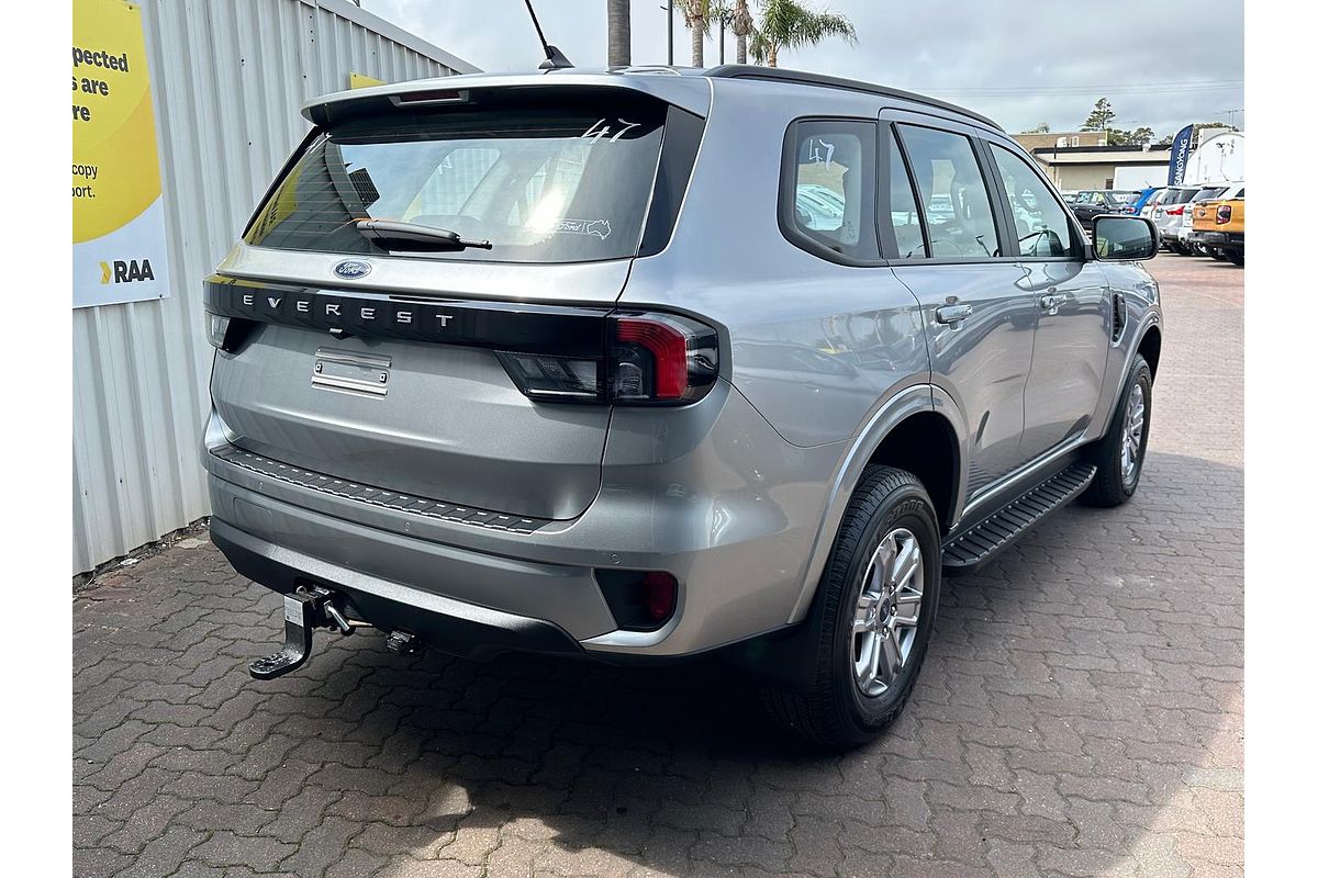 2024 Ford Everest Ambiente 2.0L