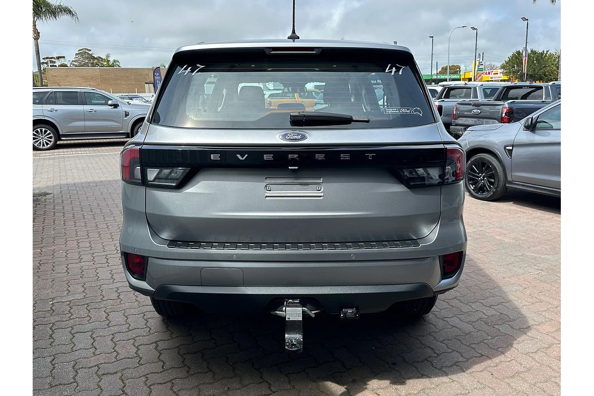 2024 Ford Everest Ambiente 2.0L