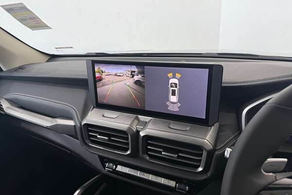 2025 LDV D90 Executive SV9A