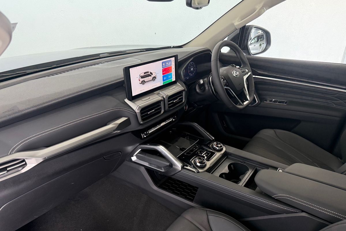 2025 LDV D90 Executive SV9A
