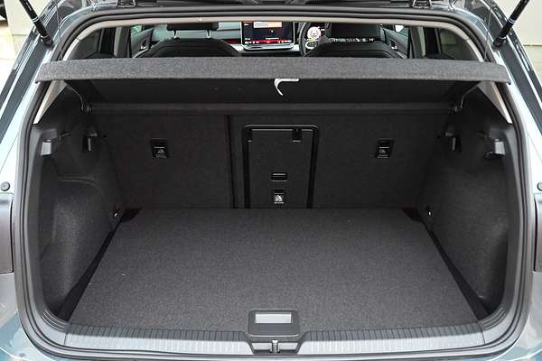 2025 Volkswagen Golf 110TSI Style 8.5