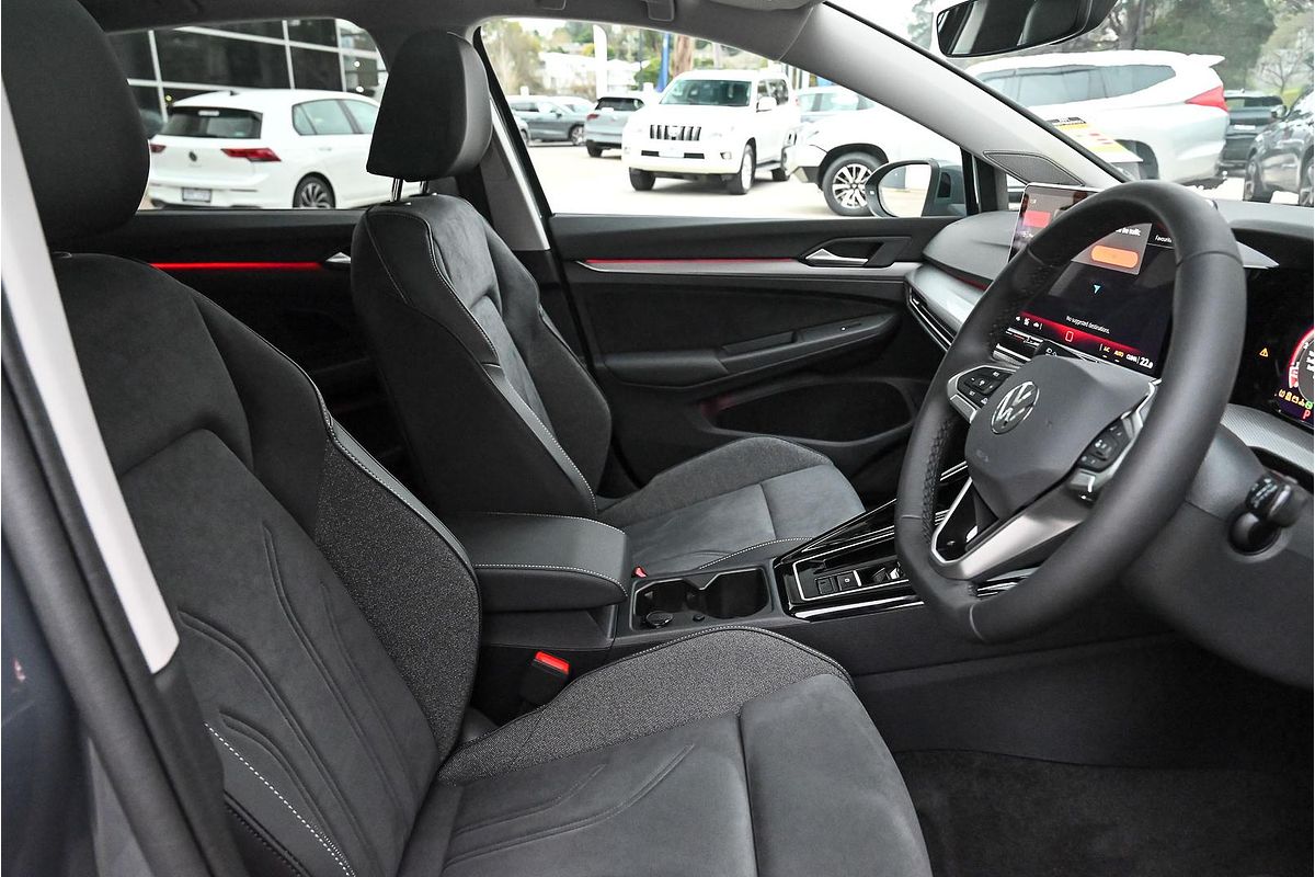 2025 Volkswagen Golf 110TSI Style 8.5