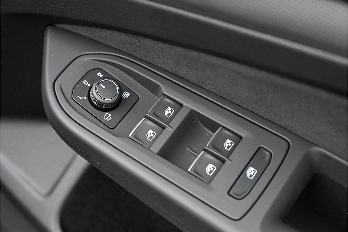 2025 Volkswagen Golf 110TSI Style 8.5