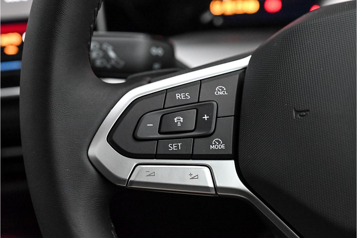 2025 Volkswagen Golf 110TSI Style 8.5