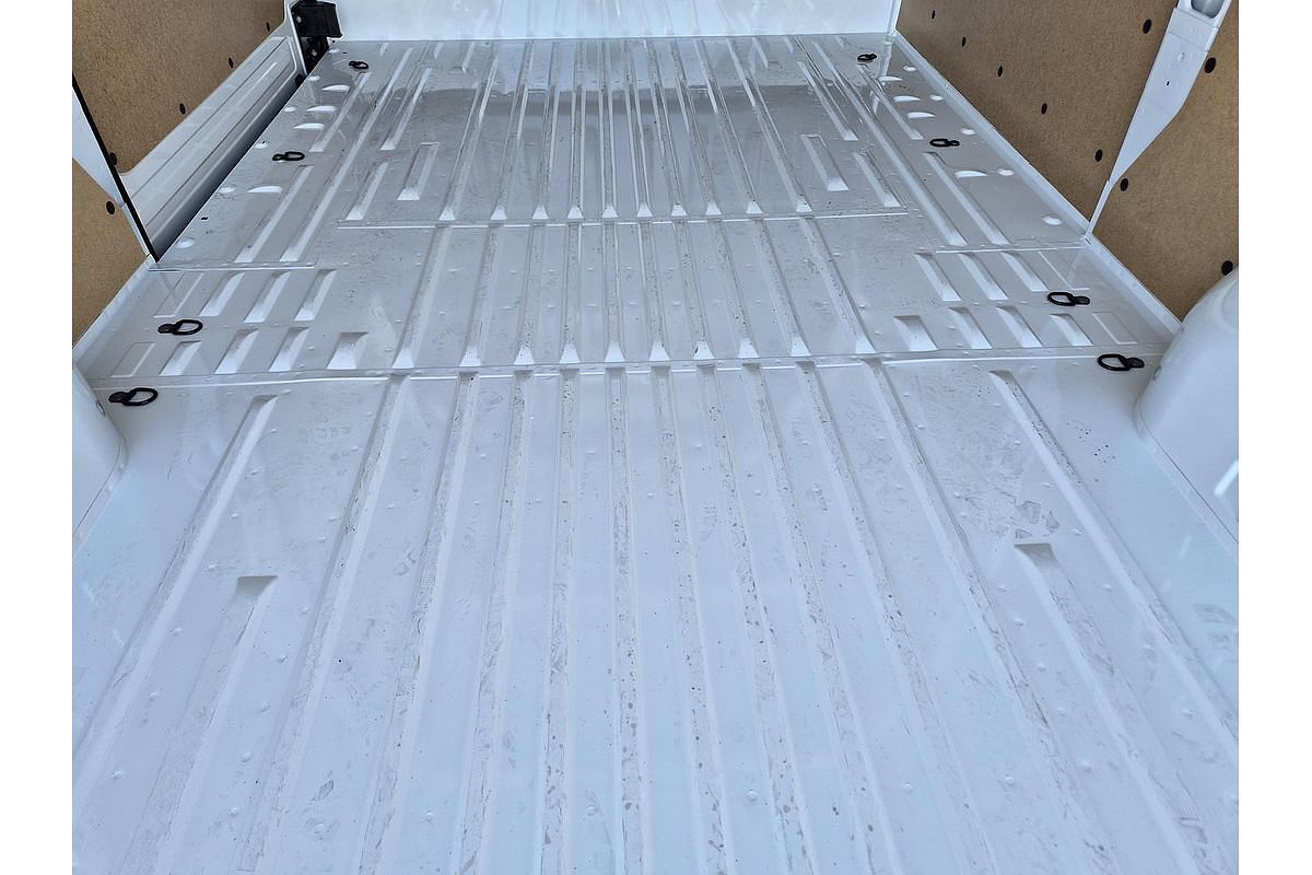 2024 Renault Master Pro 110kW X62 Phase 2 LWB Mid Roof