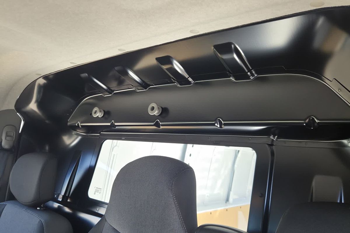 2024 Renault Master Pro 110kW X62 Phase 2 LWB Mid Roof