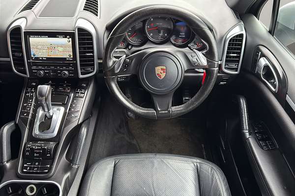 2013 Porsche Cayenne 4 DOOR SUV