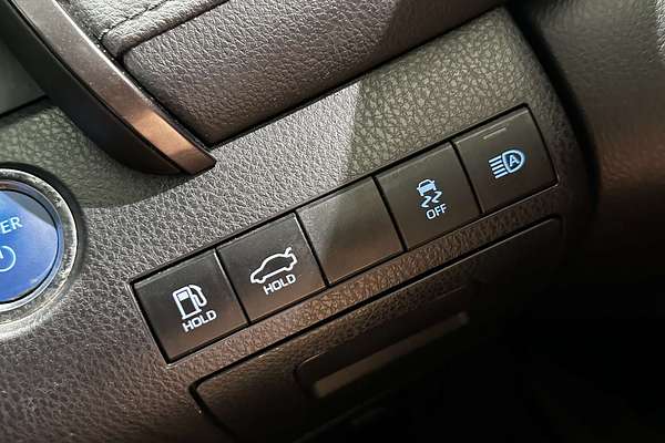 2021 Toyota Camry Ascent AXVH70R