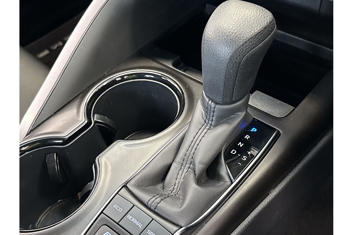 2024 Toyota Camry Ascent AXVH70R