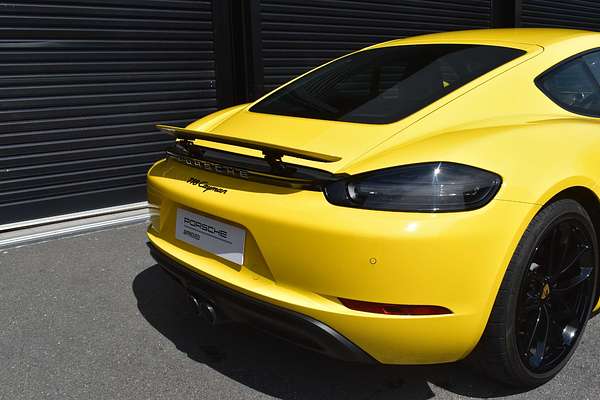2024 Porsche 718 Cayman Style Edition 982