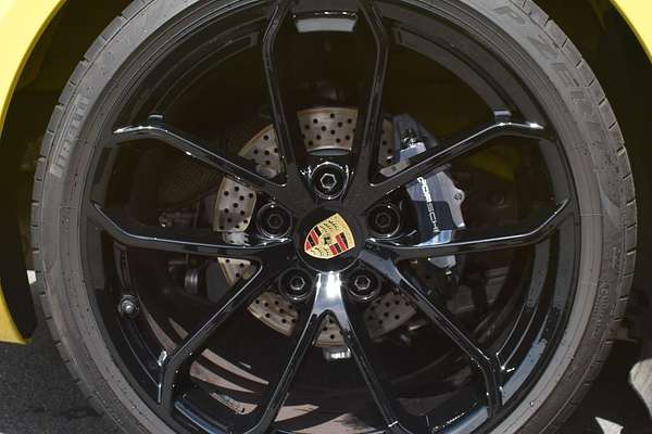 2024 Porsche 718 Cayman Style Edition 982