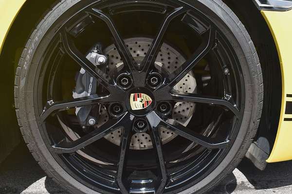 2024 Porsche 718 Cayman Style Edition 982