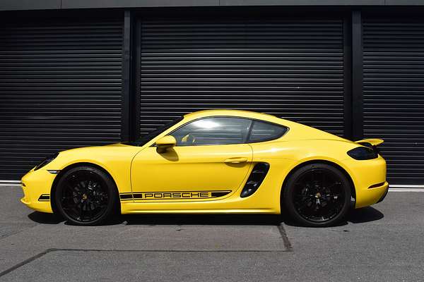 2024 Porsche 718 Cayman Style Edition 982