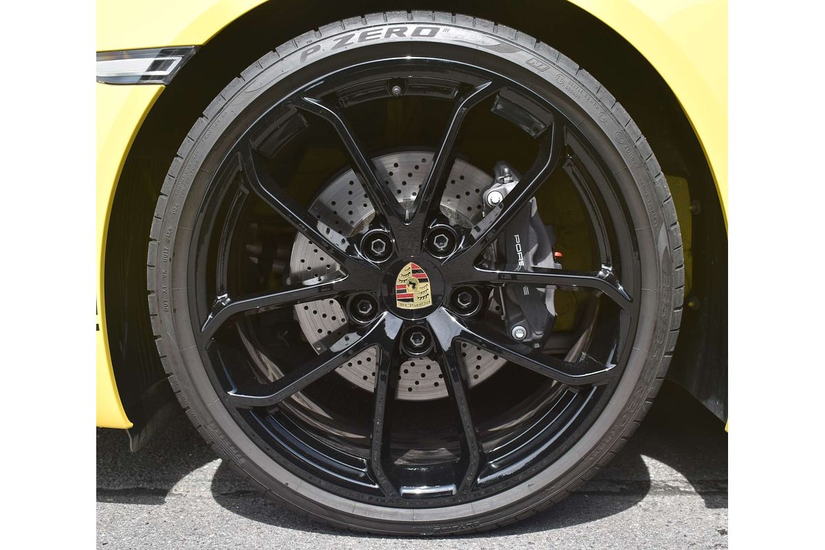 2024 Porsche 718 Cayman Style Edition 982