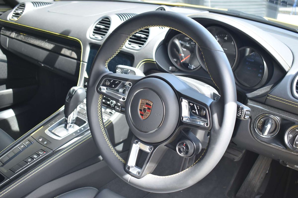 2024 Porsche 718 Cayman Style Edition 982