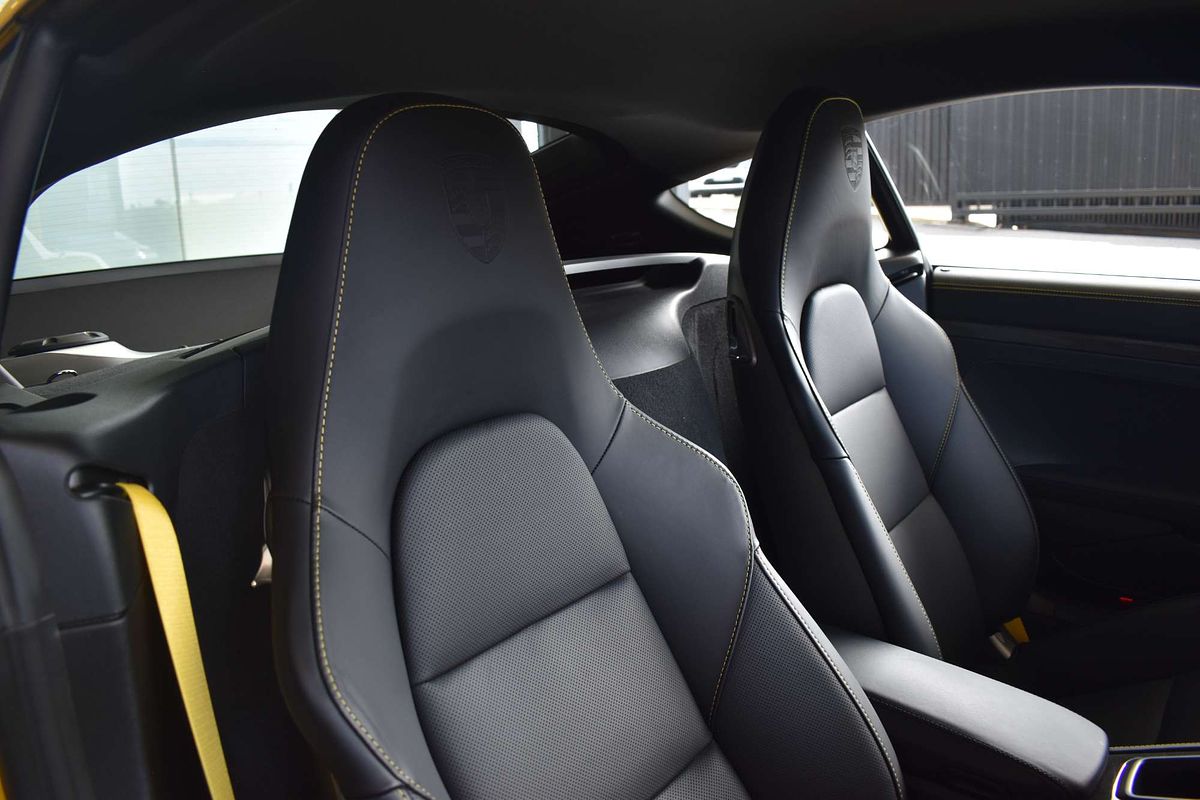 2024 Porsche 718 Cayman Style Edition 982