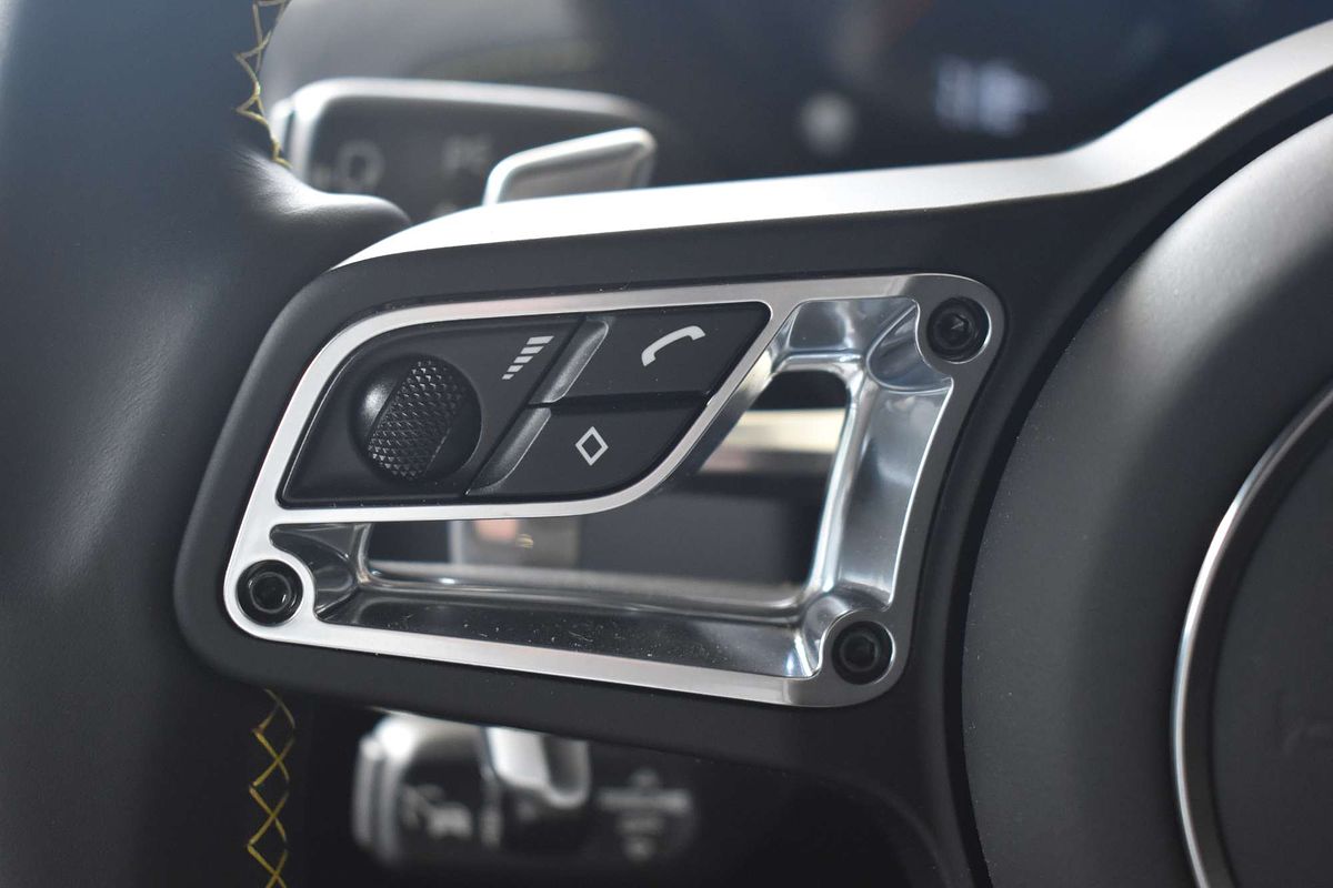 2024 Porsche 718 Cayman Style Edition 982