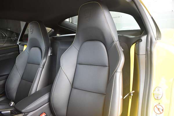 2024 Porsche 718 Cayman Style Edition 982