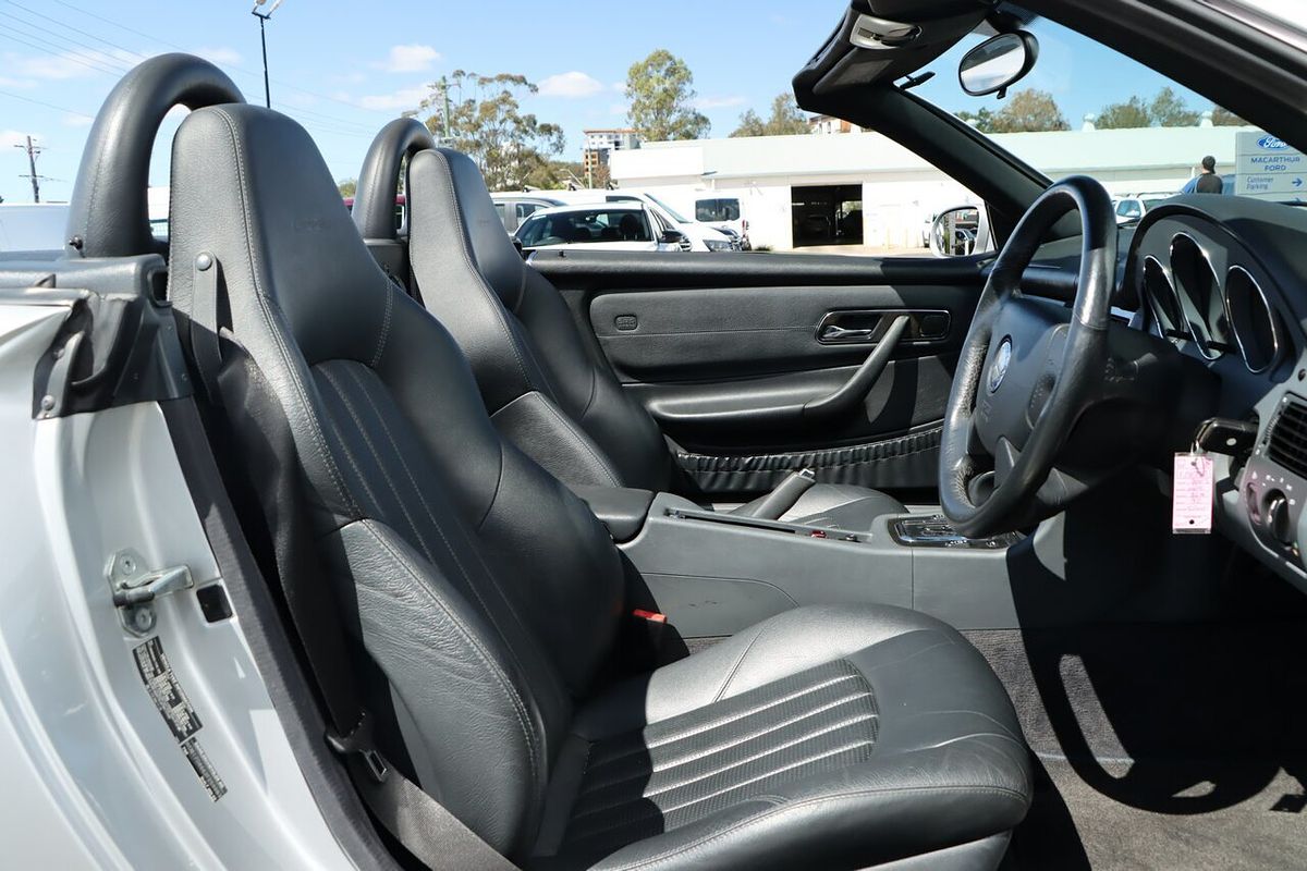 2002 Mercedes-Benz SLK-Class SLK32 AMG R170
