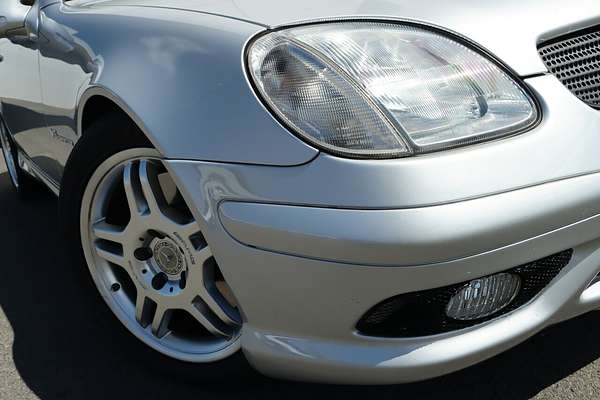 2002 Mercedes-Benz SLK-Class SLK32 AMG R170
