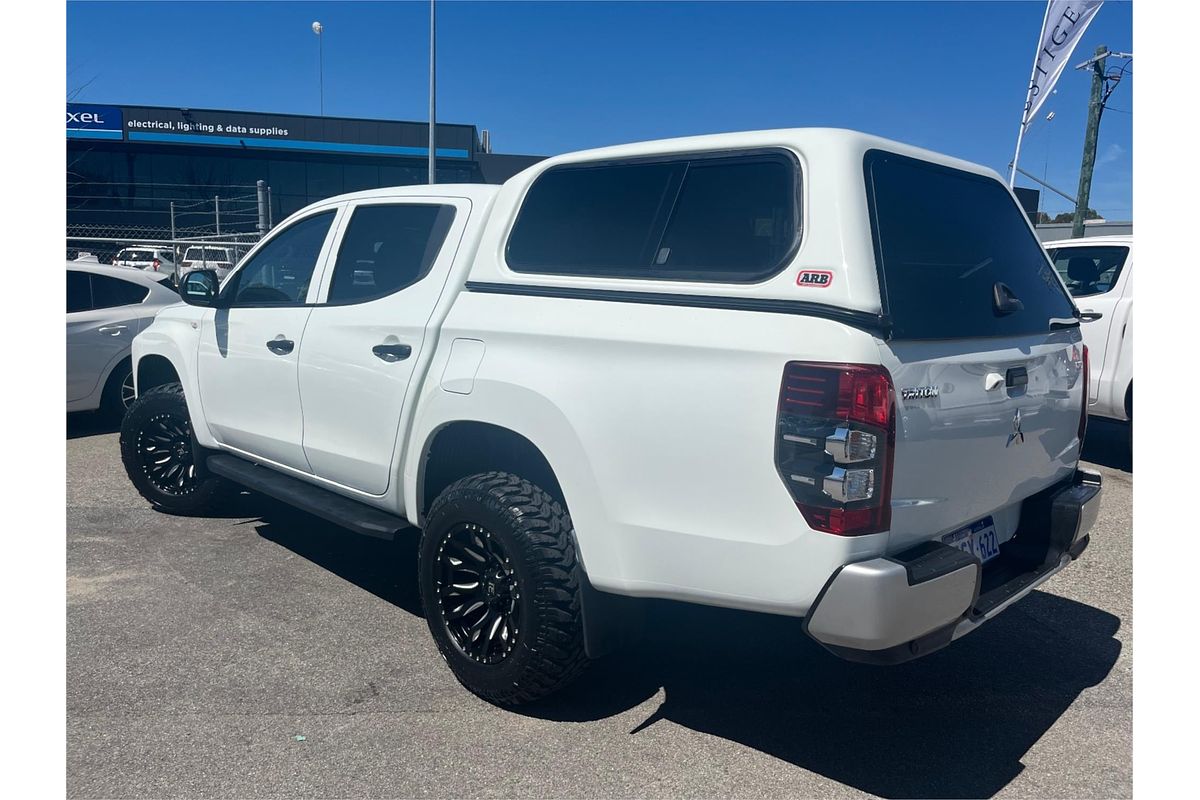 2018 Mitsubishi Triton GLX MR 4X4