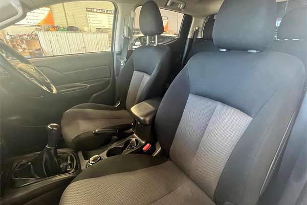 2018 Mitsubishi Triton GLX MR 4X4