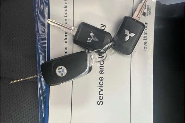 2018 Mitsubishi Triton GLX MR 4X4