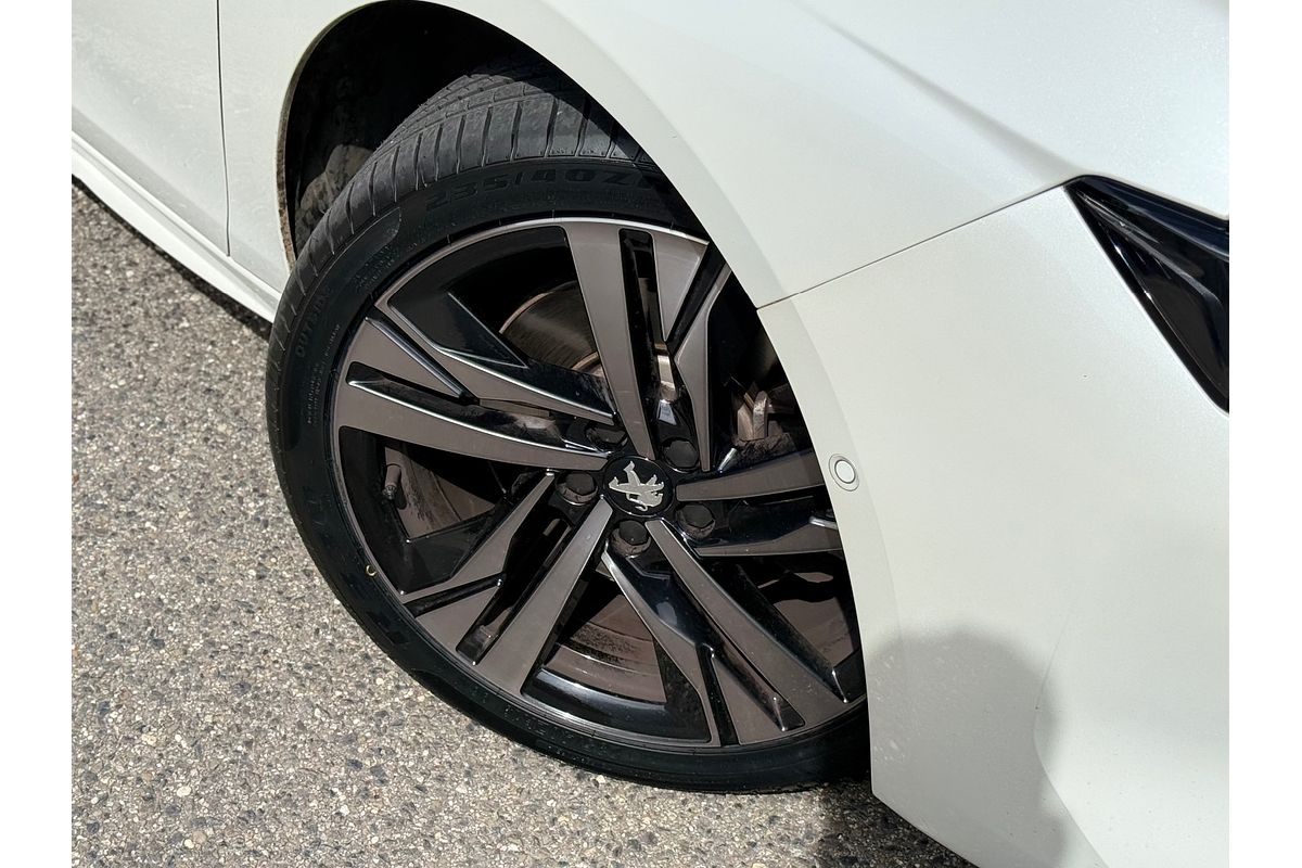 2021 Peugeot 508 GT R8