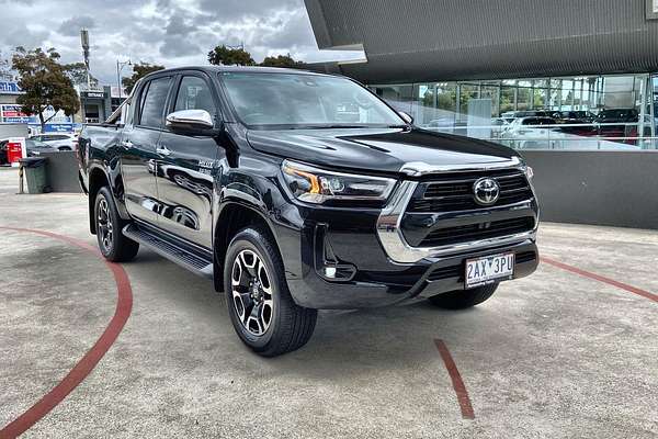 2023 Toyota Hilux SR5 GUN126R 4X4