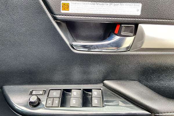 2023 Toyota Hilux SR5 GUN126R 4X4