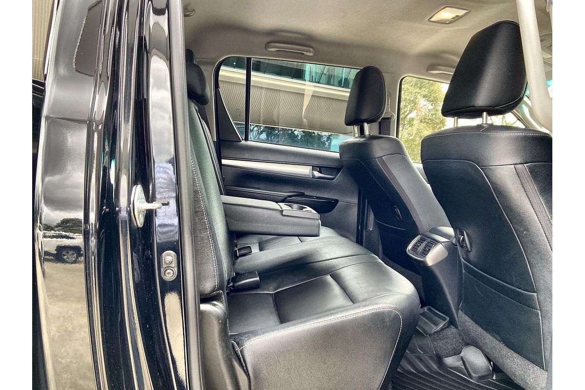2023 Toyota Hilux SR5 GUN126R 4X4