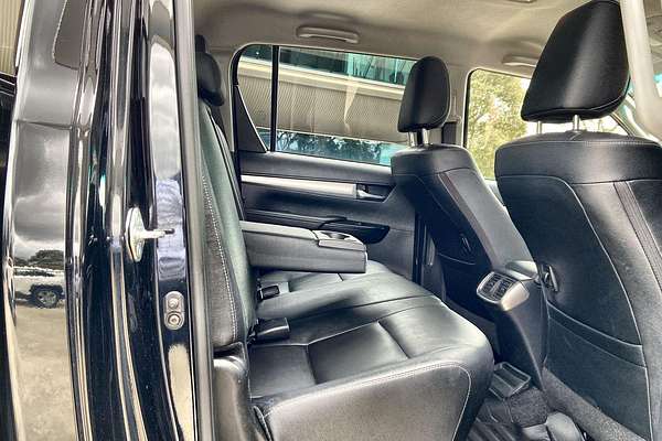 2023 Toyota Hilux SR5 GUN126R 4X4