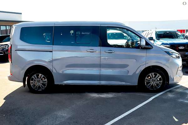 2025 Ford Tourneo Titanium X AV SWB