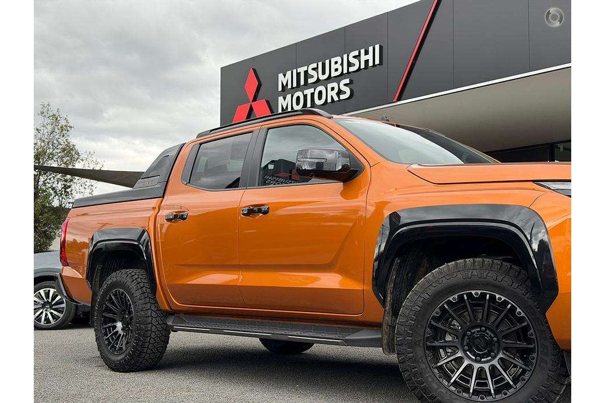2025 Mitsubishi Triton GSR MV 4X4