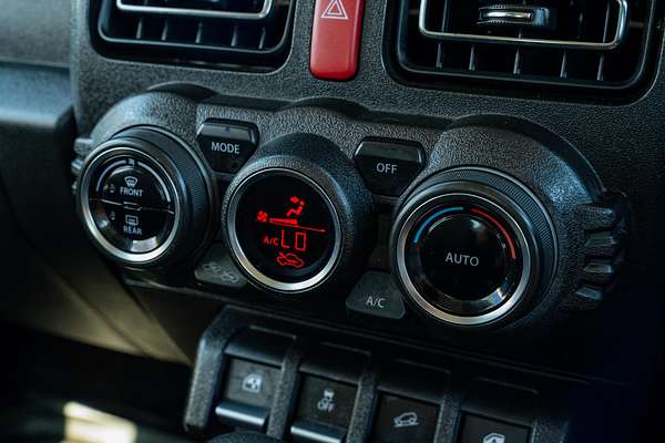 2024 Suzuki Jimny GLX GJ