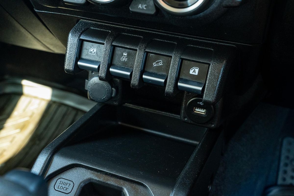 2024 Suzuki Jimny GLX GJ