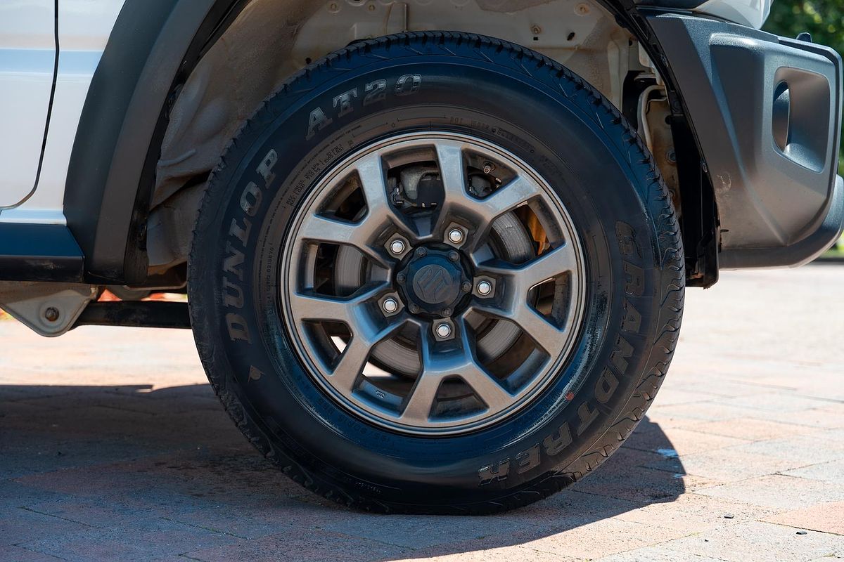 2024 Suzuki Jimny GLX GJ