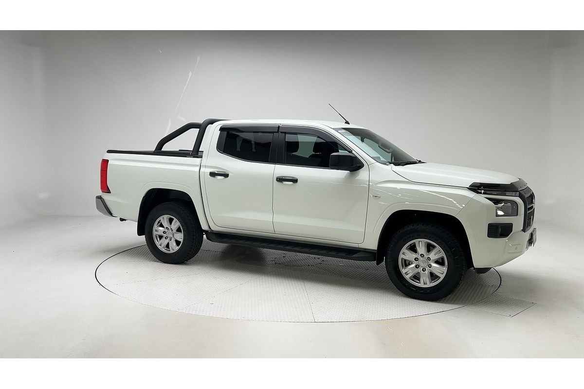 2024 Mitsubishi Triton GLX+ MV 4X4