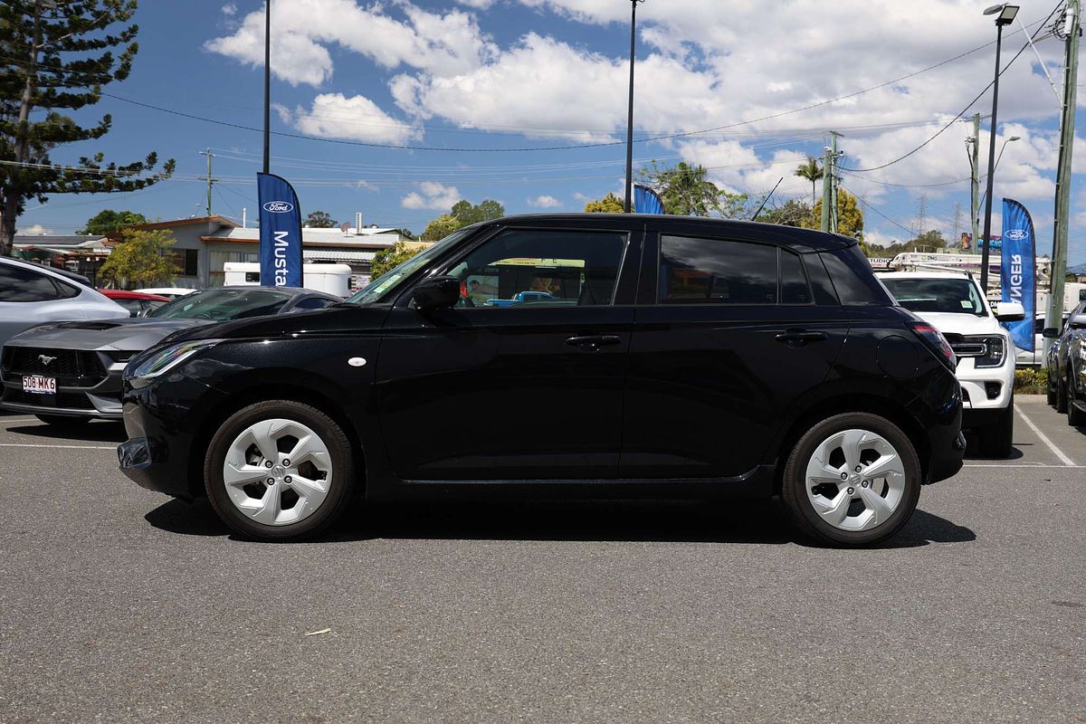 2024 Suzuki Swift Hybrid Plus UZ